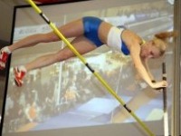 Internationale Stabhochsprung-Elite im Stern-Center