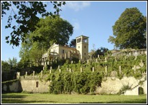 Terrassen mit Winzerhaus 2004