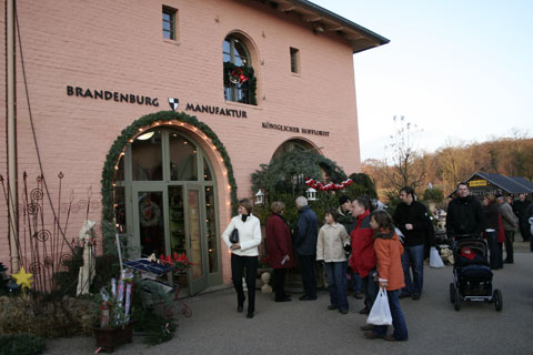 Romantischer Weihnachtsmarkt im Krongut Bornstedt (04.12.2006)