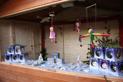 Romantischer Weihnachtsmarkt im Krongut Bornstedt (04.12.2006)