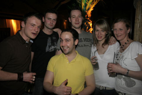 Essential Grooves im Palmenzelt