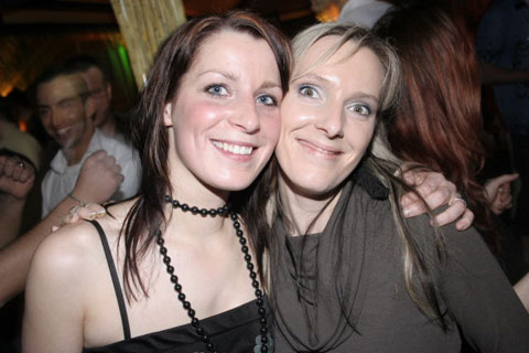Friday Night Fever im Palmenzelt