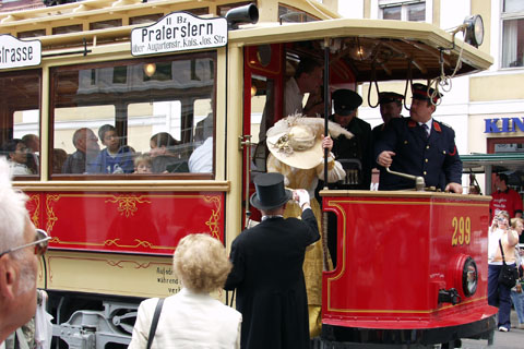 Töpfermarkt & 100 Jahre elektrische Straßenbahn