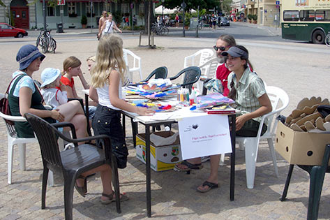 Benefiz-Flohmarkt für „Die Theaterbotschafter“