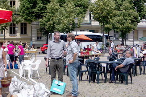 Benefiz-Flohmarkt für „Die Theaterbotschafter“