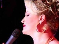 Daphne De Luxe - Comedy in Hülle und Fülle