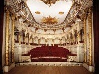 Premiere: "Una festa teatrale"